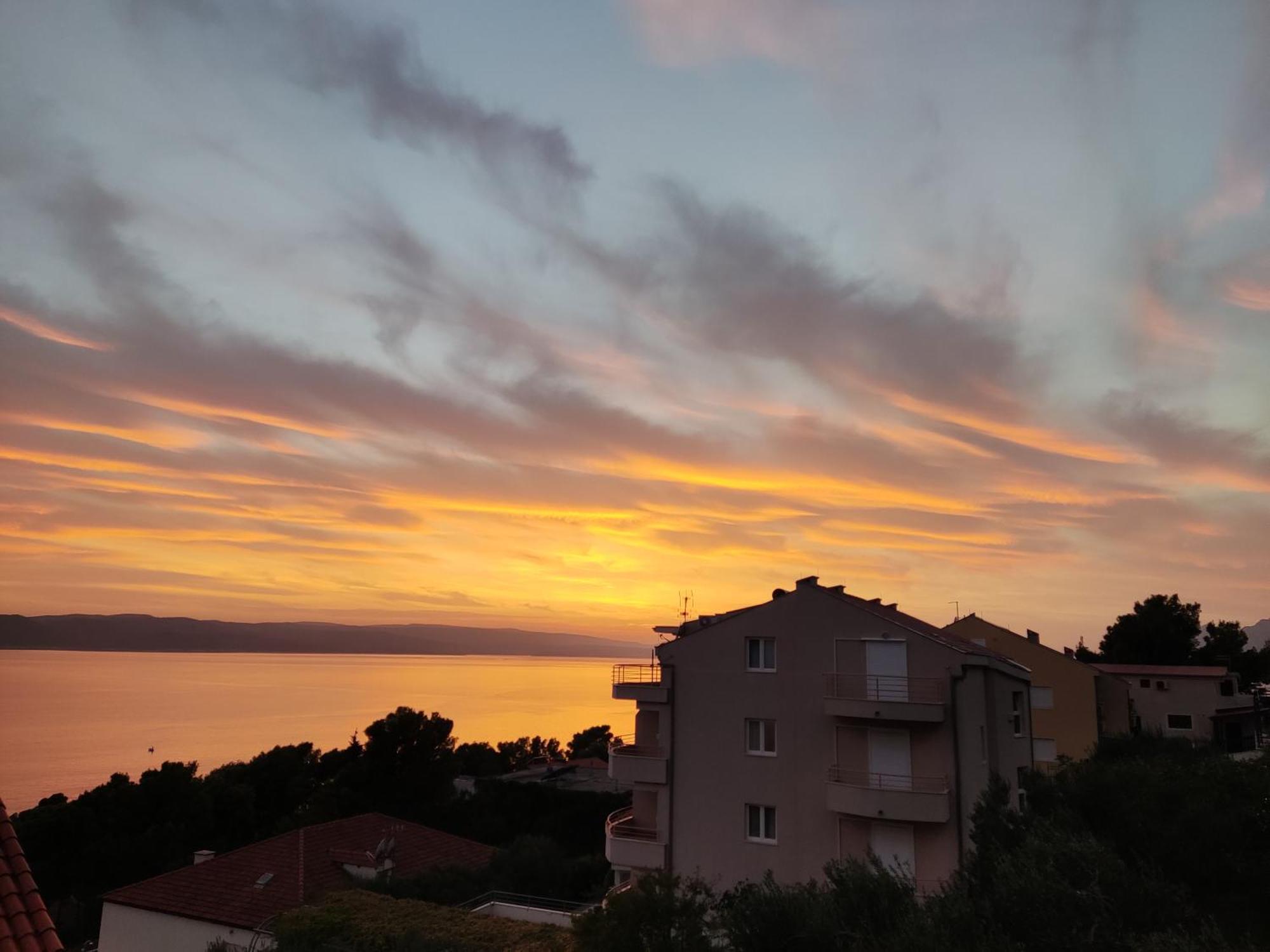 Apartments Mare Brela Exterior foto