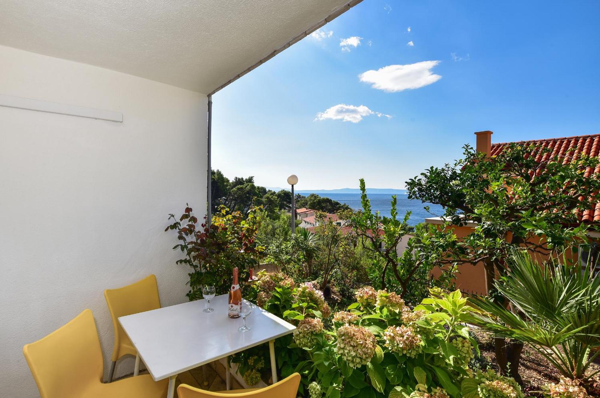 Apartments Mare Brela Exterior foto